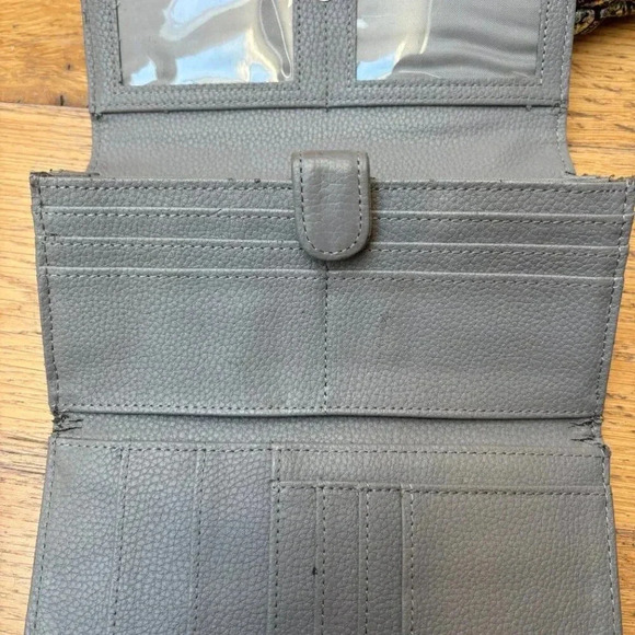 Colini Handbag & GB Leather Wallet - Picture 6 of 9